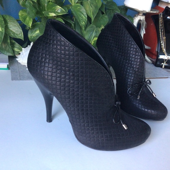 BCBG Black Booties - Picture 1 of 11
